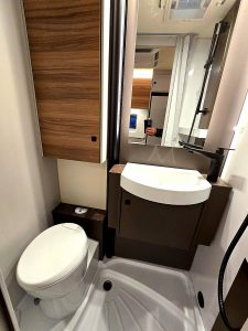 burstner-a66-interior-bathroom burstner-a66-interior-bathroom